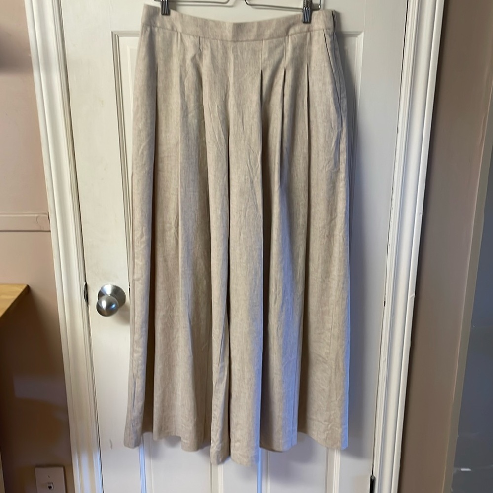 Banana Republic beige very wide leg linen blend pants NWT women’s size 12